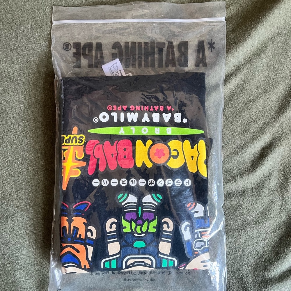 Bape X Dragon Ball Super: Broly Size Large - Picture 10 of 10